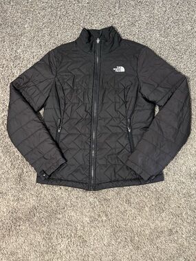 The North Face Black Quilted Packable Jacket Women’s size Medium